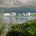 Apartment Cajner Pag *
